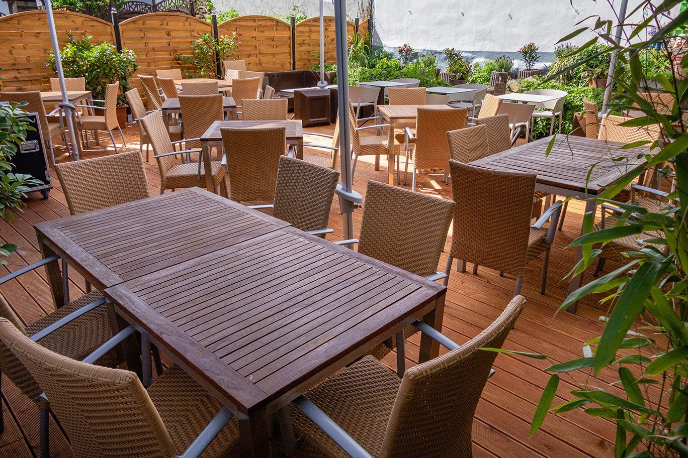 sorgenfrei.BAR Genuss Garten