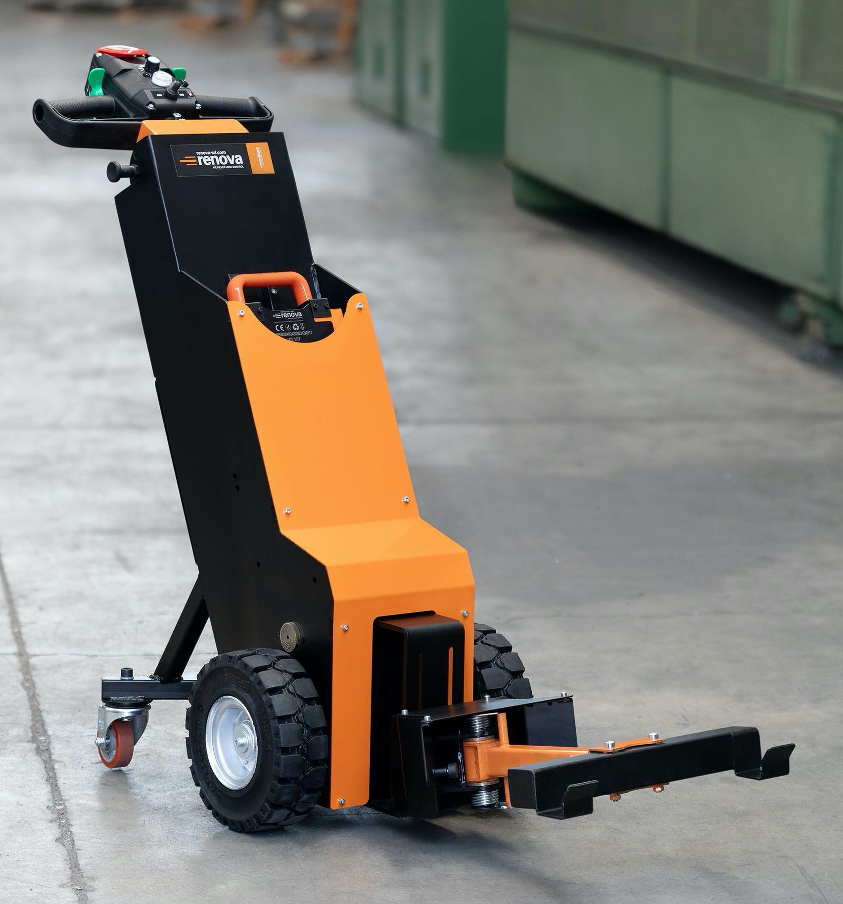 Electric battery powered Renova MoviCart Tug Unit