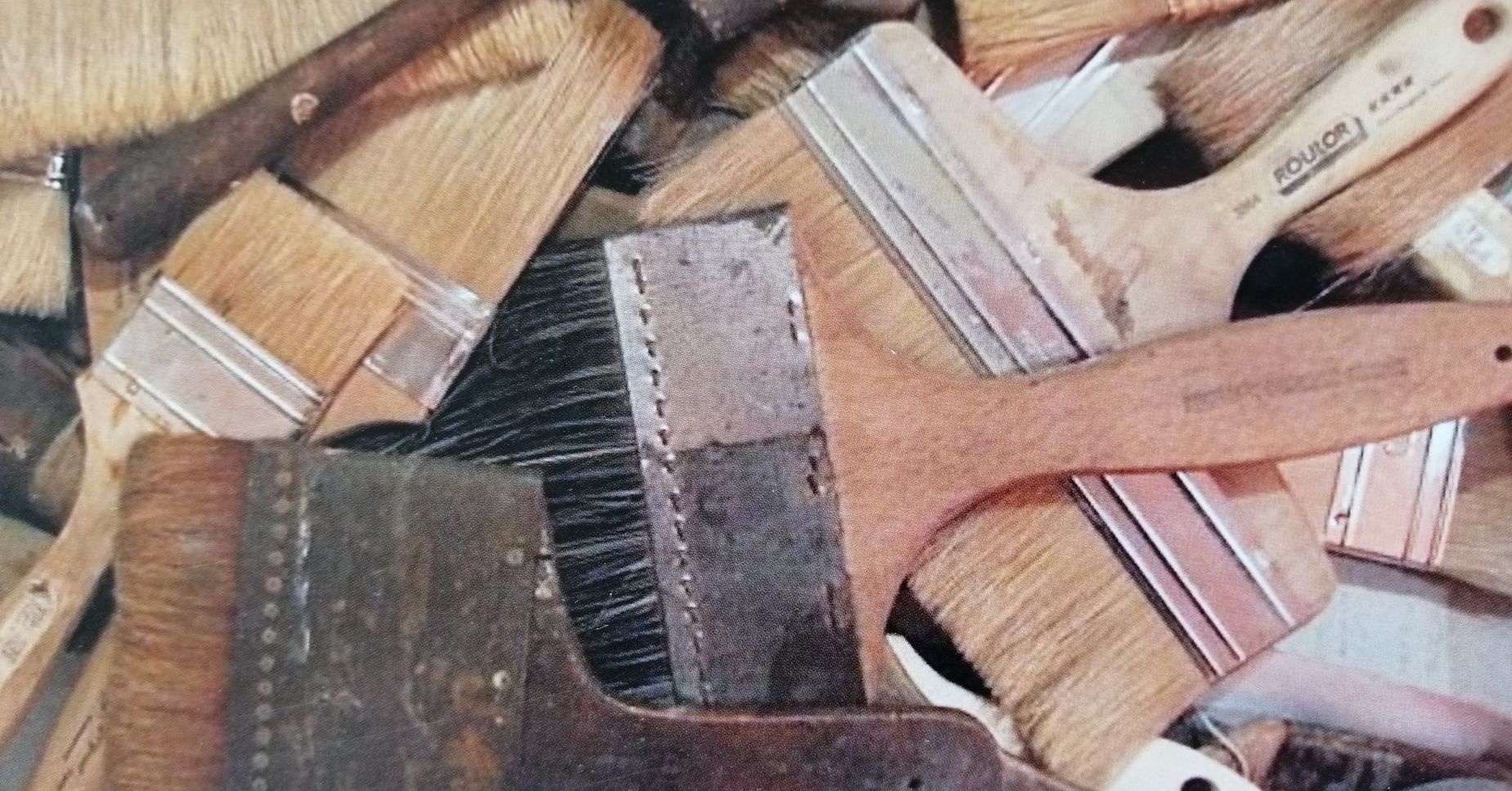 pinceaux de peintre en décors