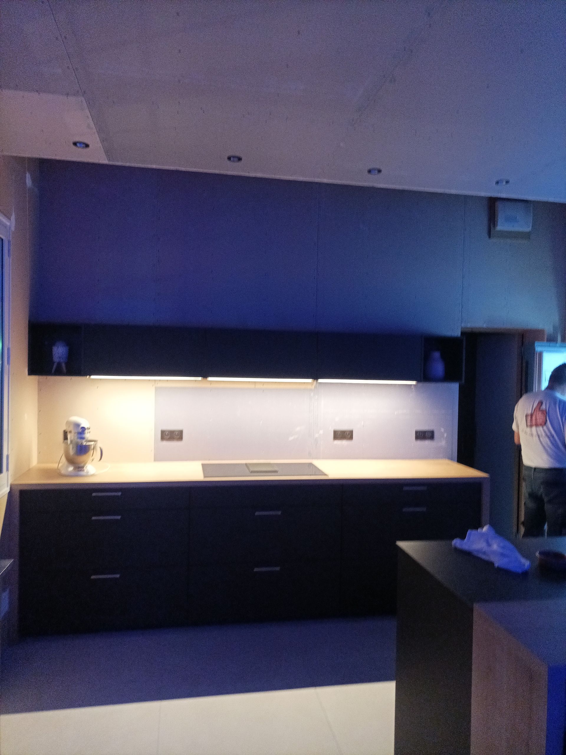 décoration mur noir