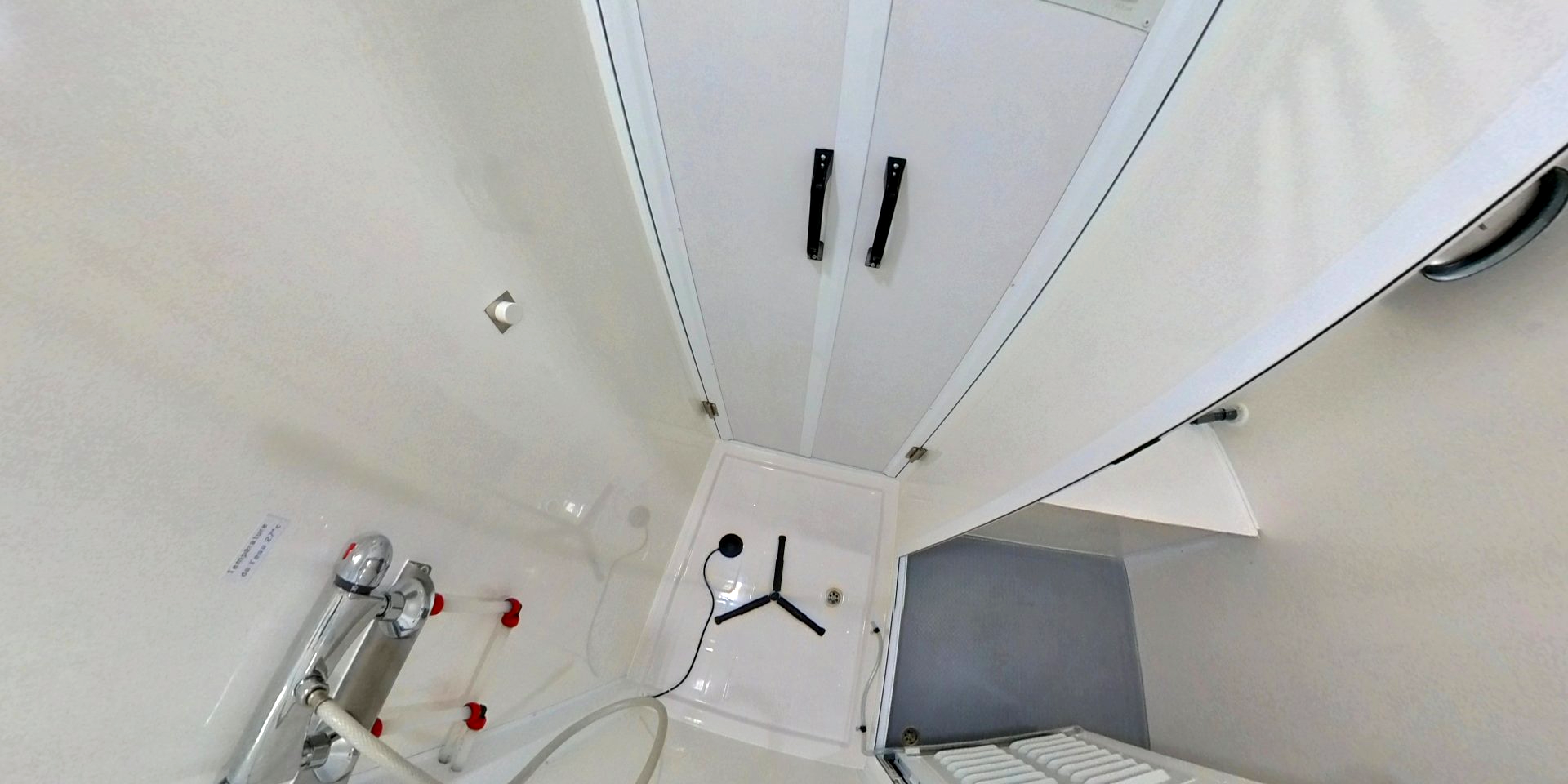 douche unité mobile de décontamination