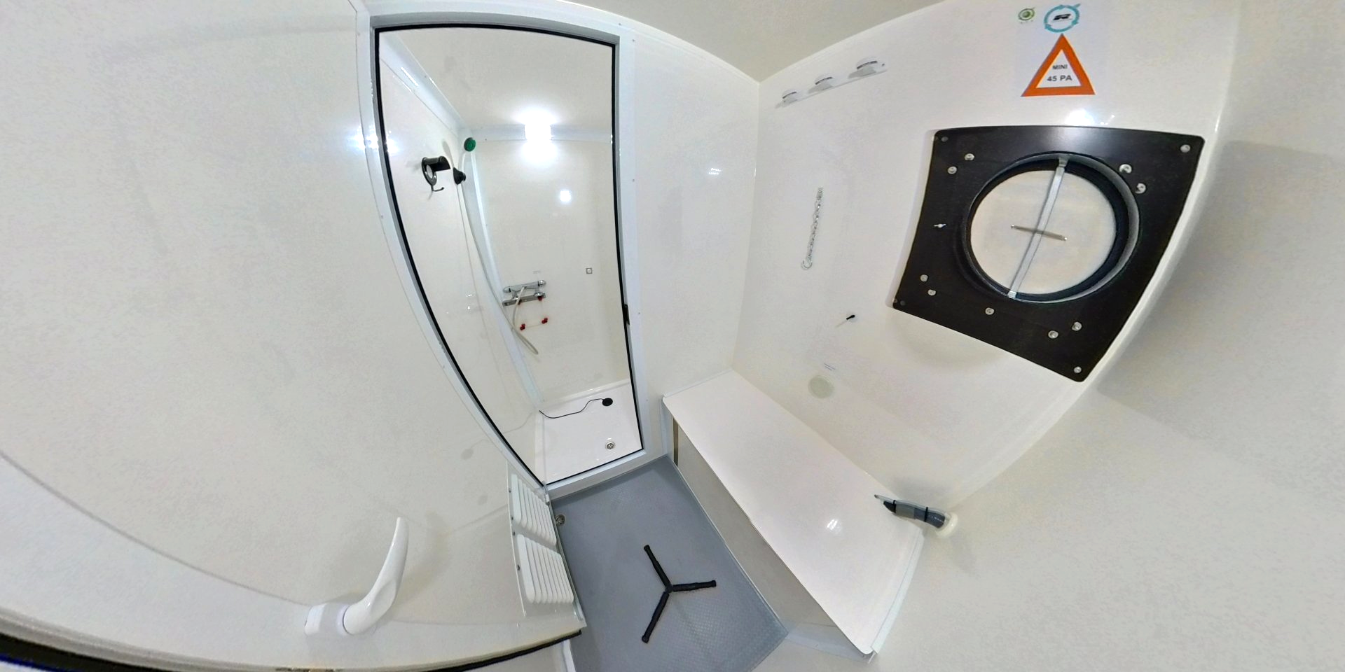 sas d'approche unité mobile de décontamination