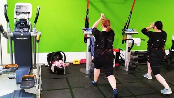 Muskelaufbau und Abnehmen mit EMS Training