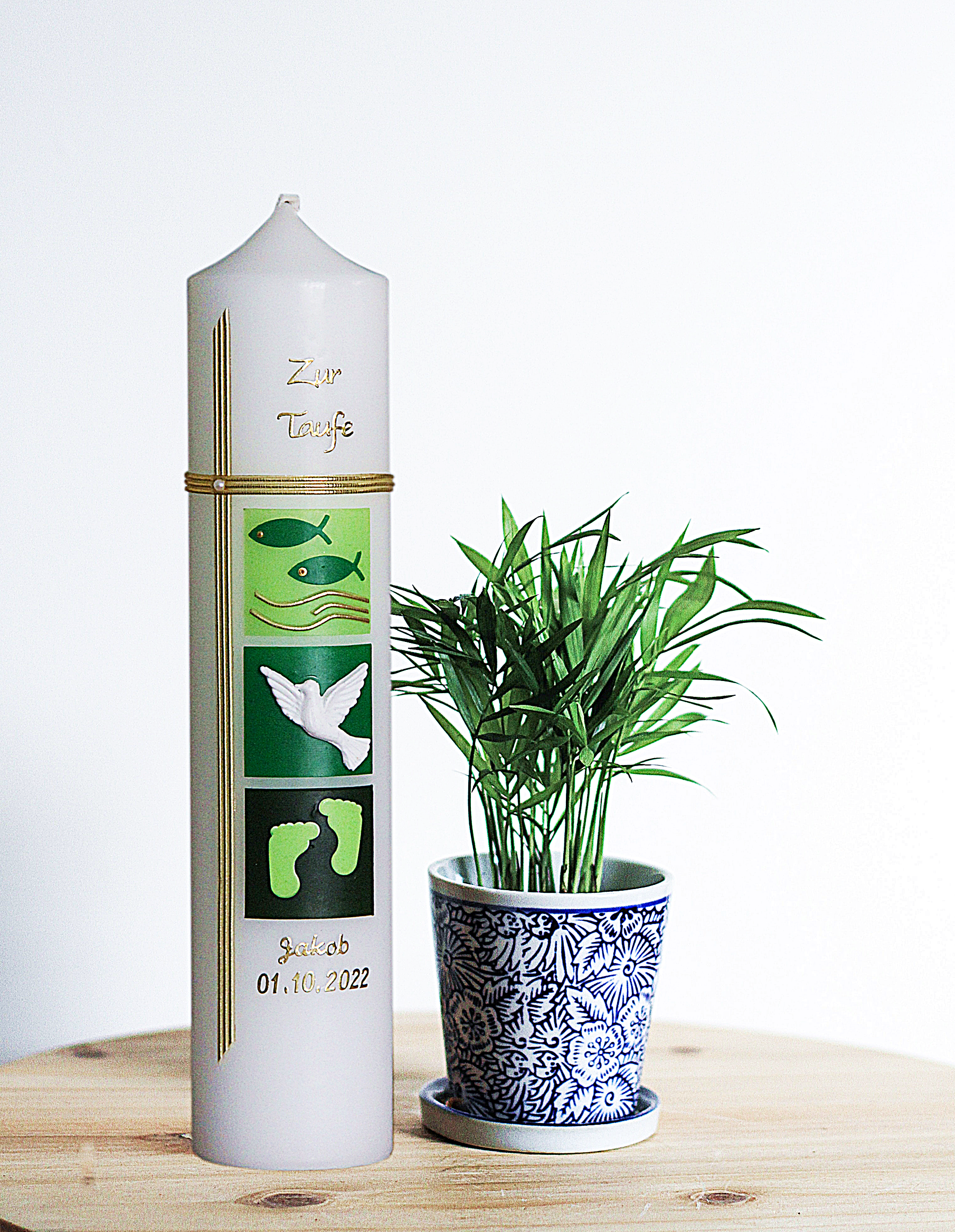 StilvolleTaufkerze für Mädchen & Jungen mit Fische, Taube, Kreuz - Grün Taufgeschenk, Babygeschenk