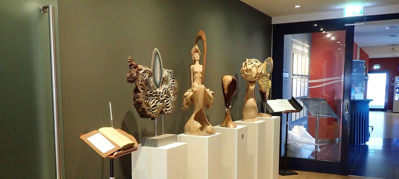 Bio-Seehotel Zeulenroda Ralph Hübschmann Holzbildhauer