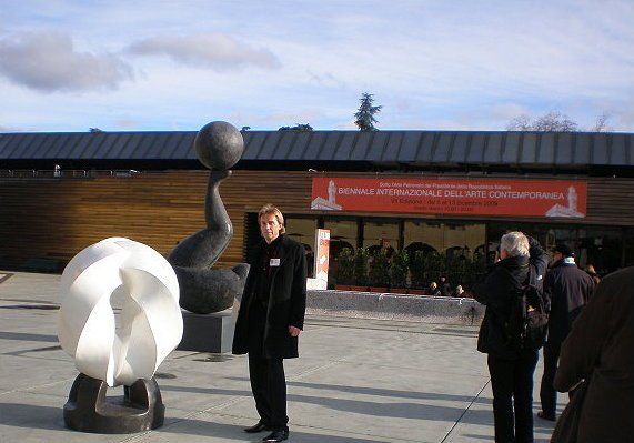 Ralph Hübschmann Holzbildhauer, Teilnahme an der 7. Internationalen Biennale Florenz, Florenz / Italien 2009