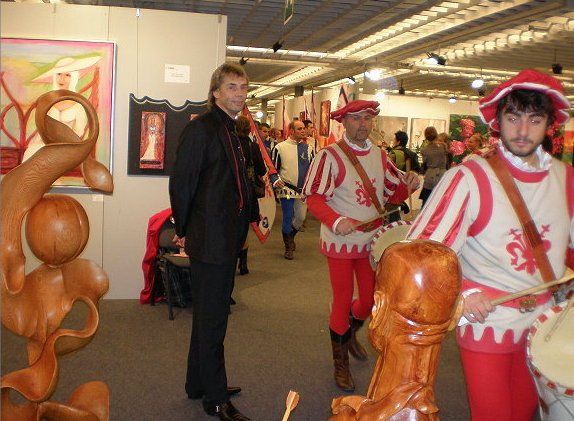 Ralph Hübschmann Holzbildhauer, Teilnahme an der 7. Internationalen Biennale Florenz, Florenz / Italien 2009