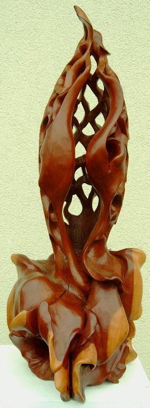 Holzskulptur Licht von Holzbildhauer Ralph Hübschmann