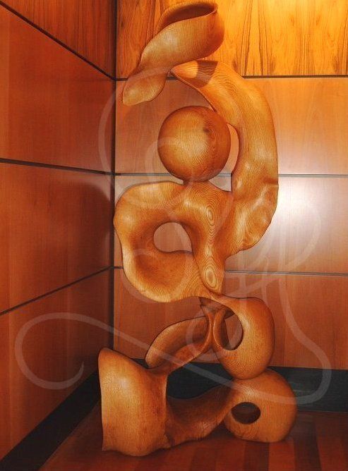 Ausstellung von Holzbildhauer Ralph Hübschmann im Seehotel Zeulenroda