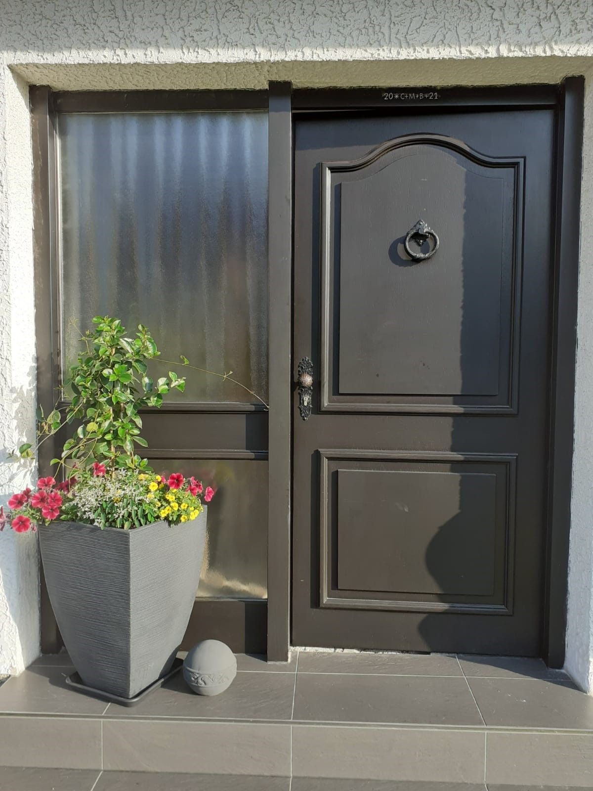 Holzhaustür_Rolladen_Kessler Holzhaustür_Saarland_Rolladen_Kessler