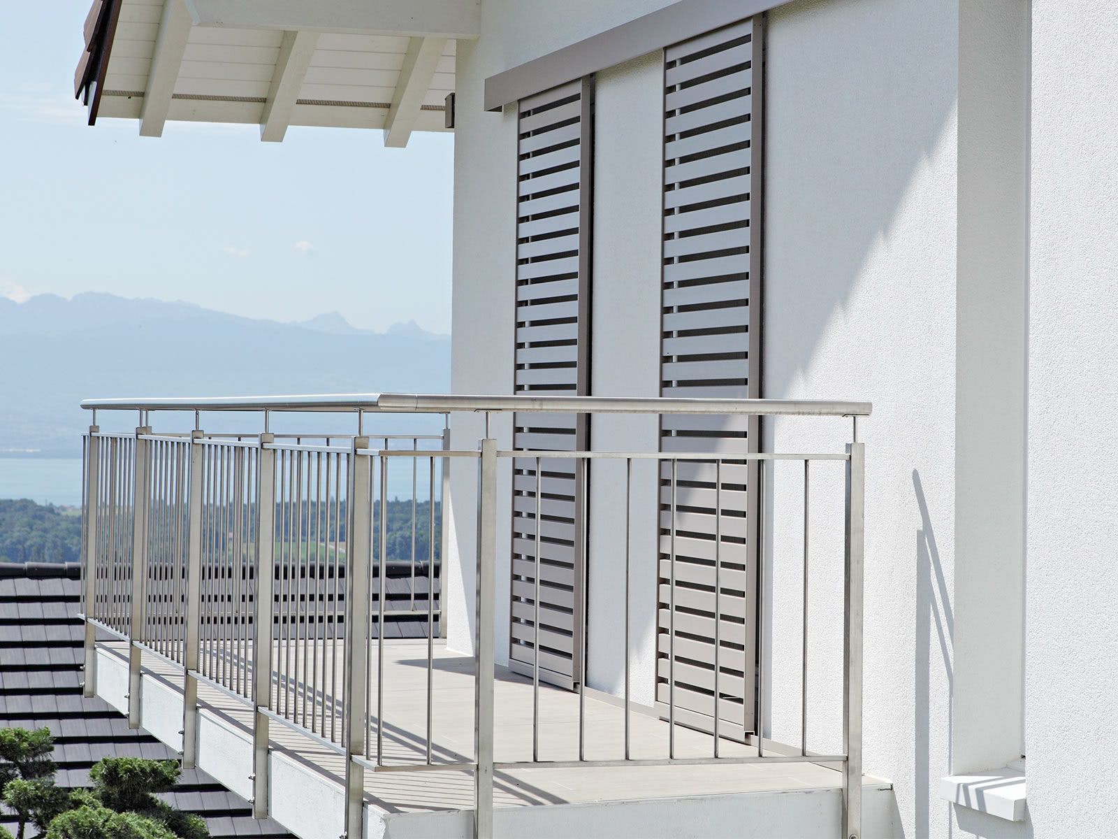 EHRET_Schiebeladen_GRAU