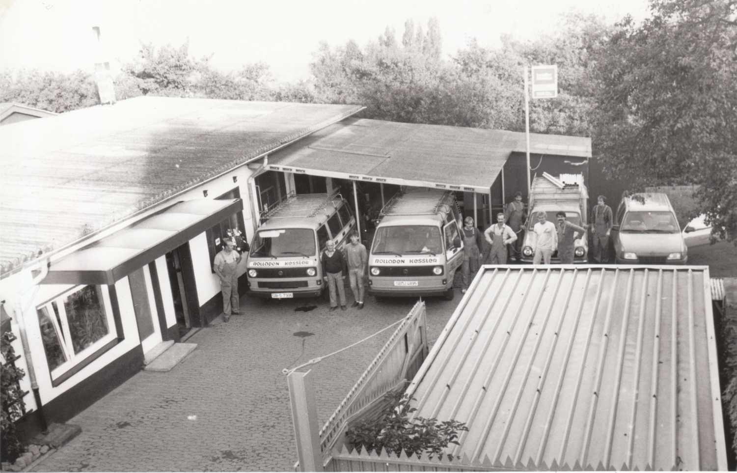 Neubau einer kleinen Werkstatt mit einem kleinen Büro, dieses Foto ist allerdings aus 1981