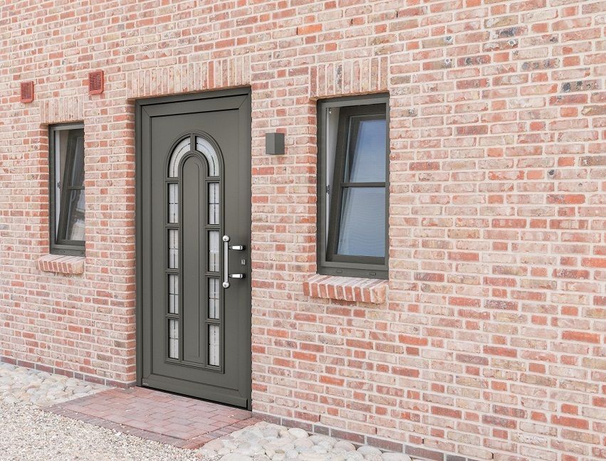 weru_Kunststoff_Haustuer_AVIDA_H10837_Rolladen_Kessler-Saarland