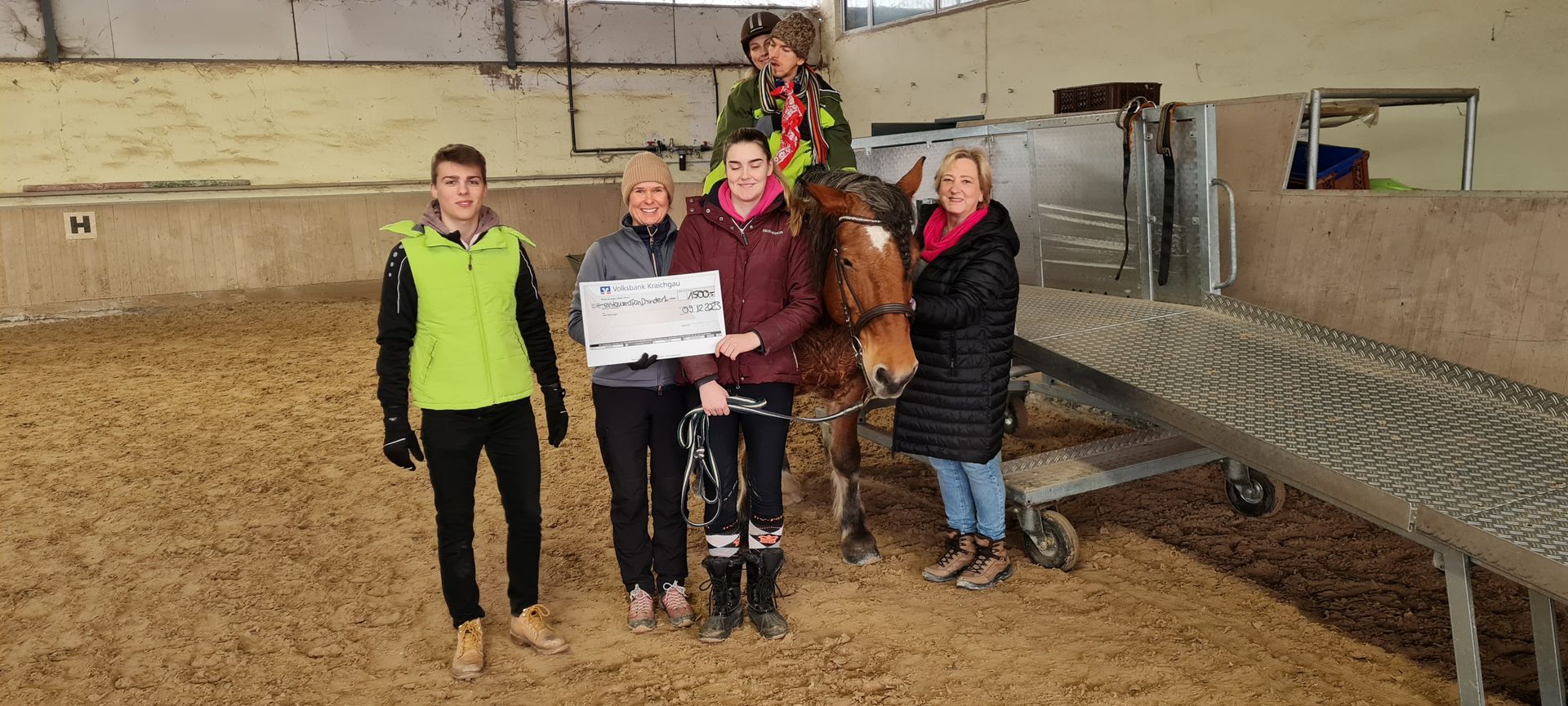 Spendenübergabe smartTones