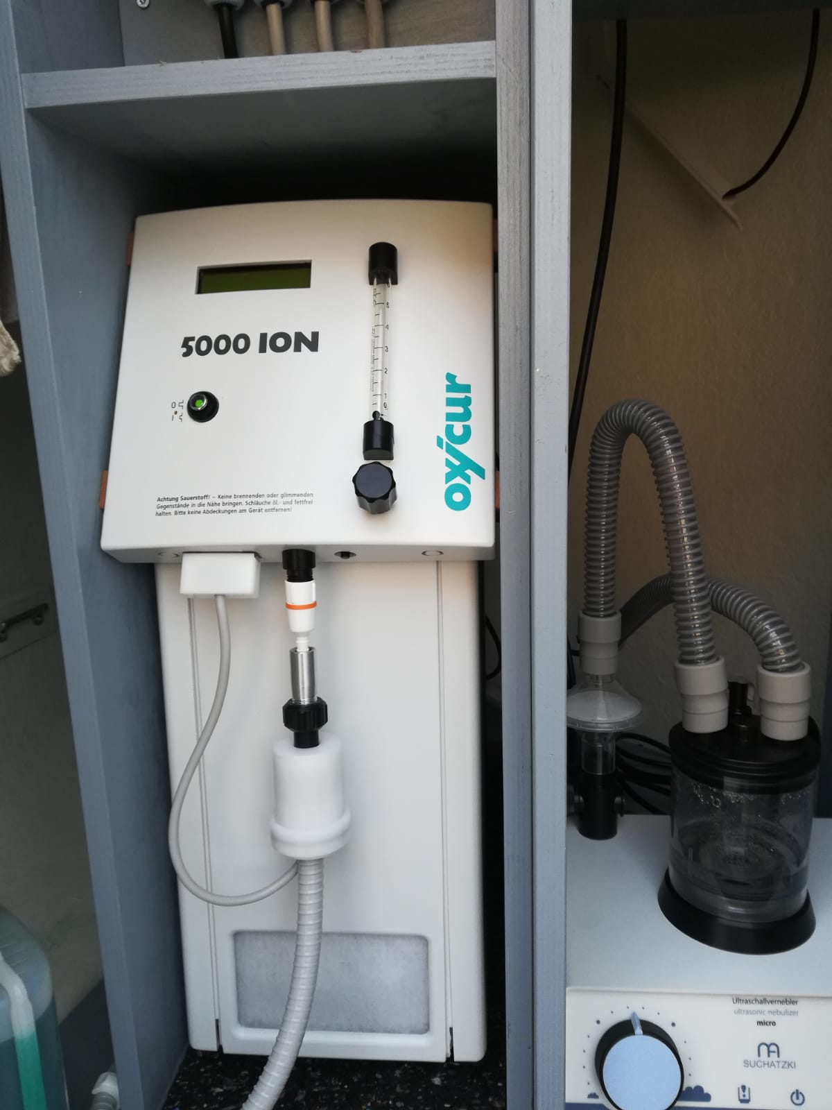 Sauerstoffkonzentrator mit Ionisator Sauerstoffkonzentrator mit Ionisator Oxicur 5000 Ion