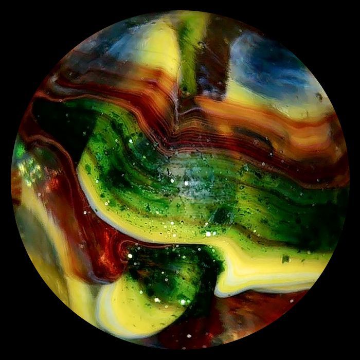 Sullys Jabos Marbles, Sully Vault