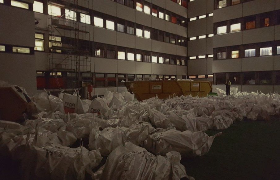 Krankenhaus
Aufgabe:
Schadstoffsanierung