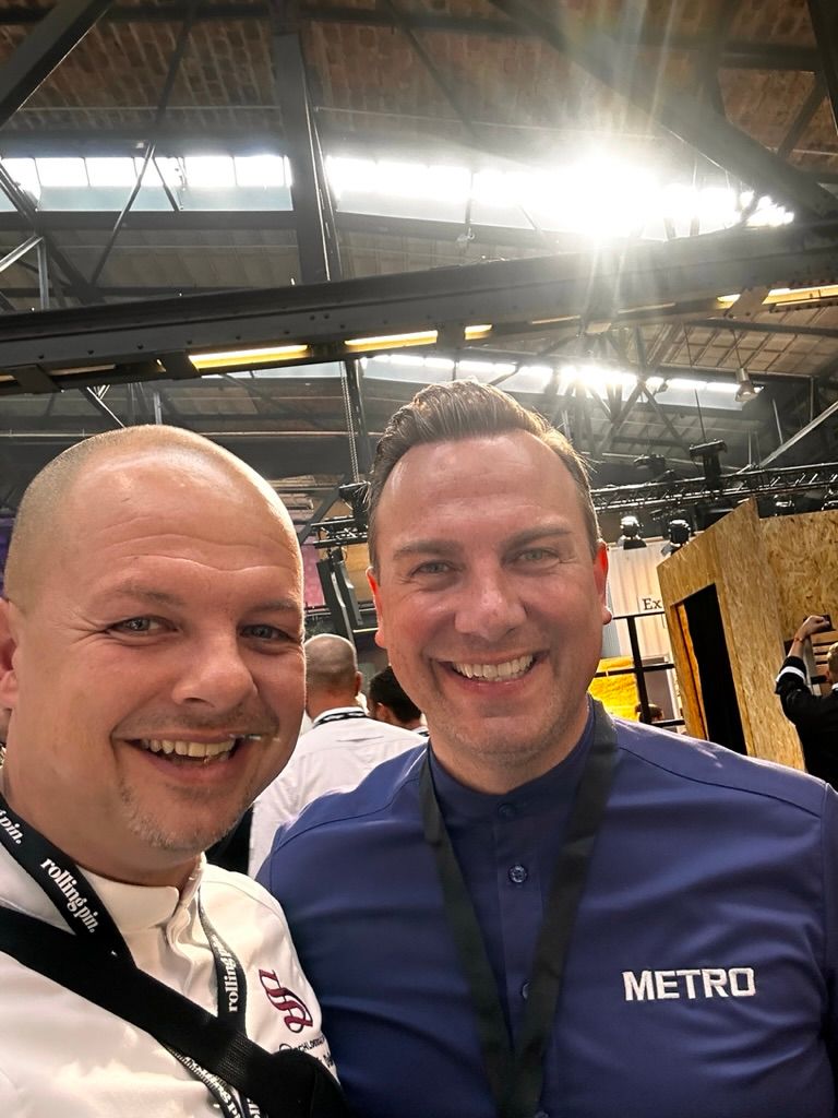 Maik Delling mit Tim Raue bei der Rolling PIN Convention in Berlin – kulinarischer Austausch unter Profis