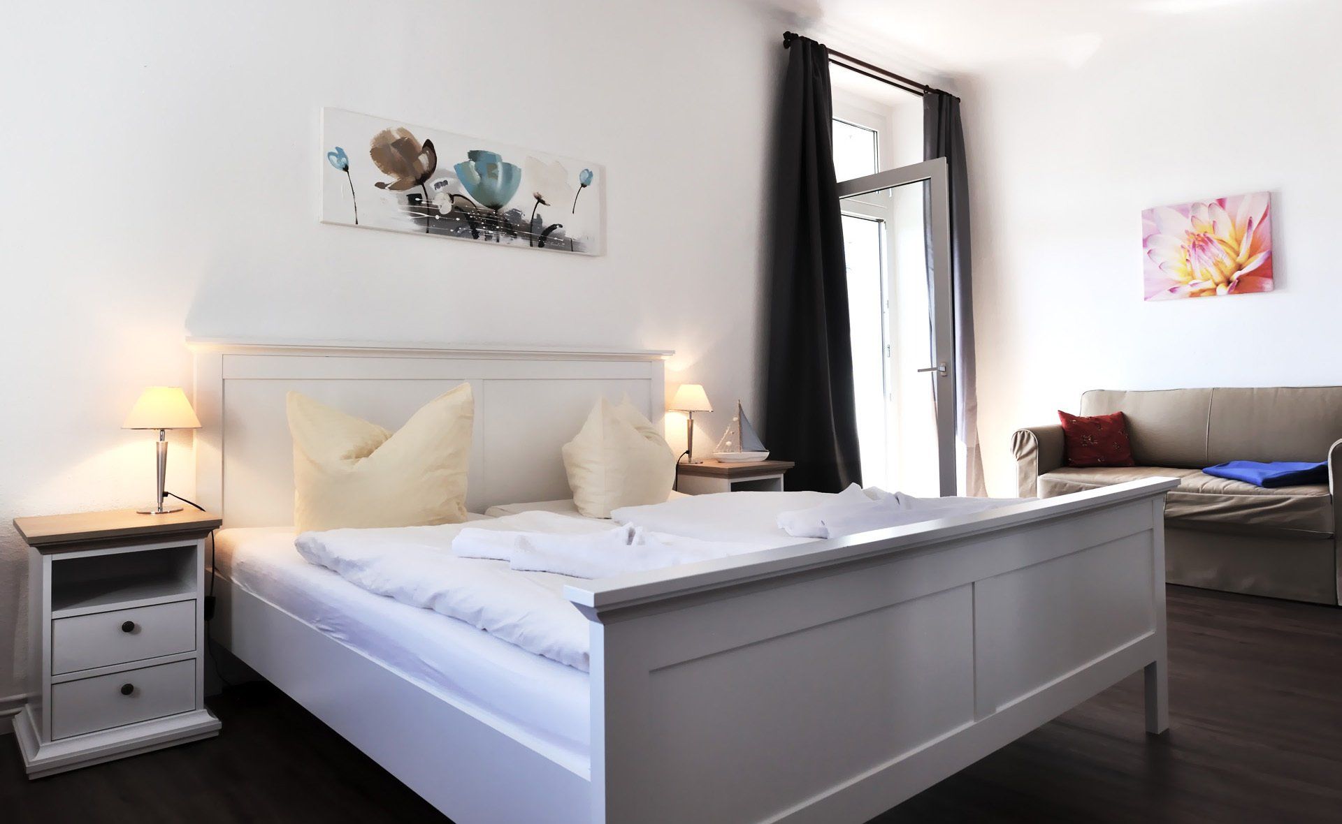 Doppelzimmer mit Balkon