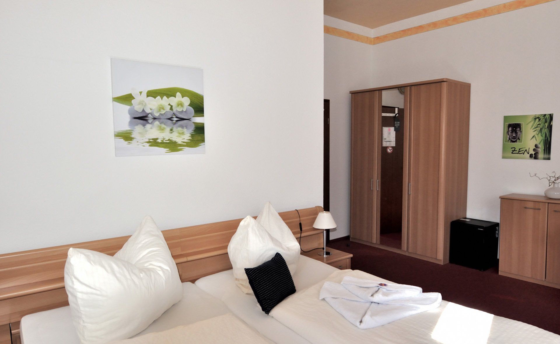 Doppelzimmer mit Balkon
