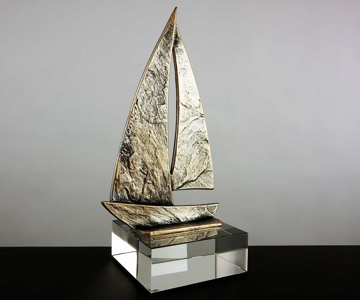 Metalltrophäe Segeln auf Kristallglas
