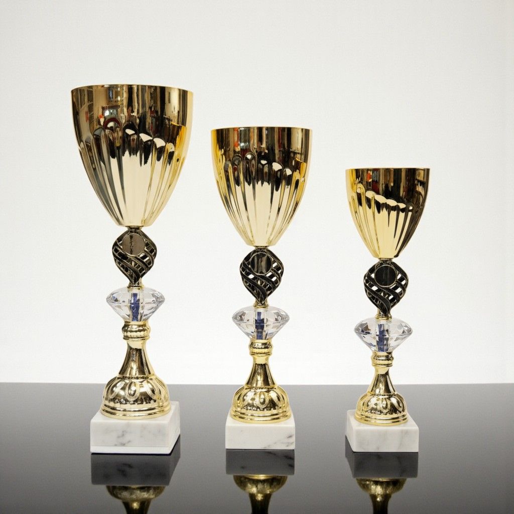 Pokal mit Acrylglasknopf