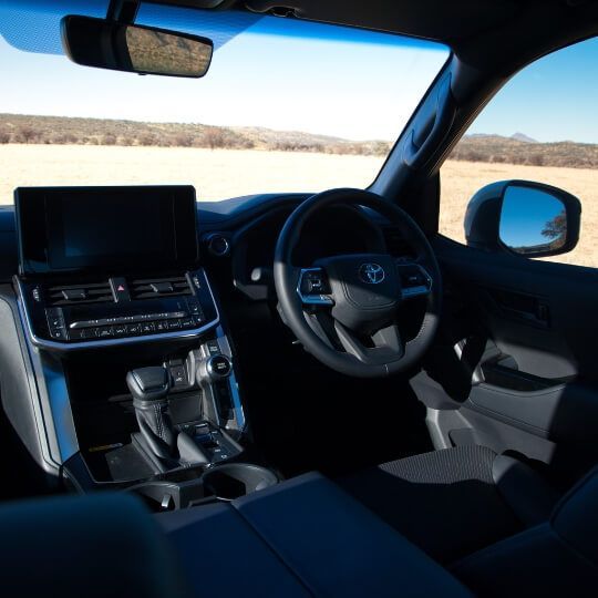 Toyota Land Cruiser 300 GX-R