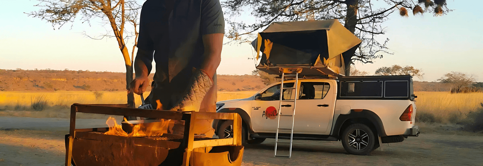 Toyota Hilux mit Softshell Dachzelt