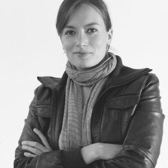 Foto de perfil de María Castañeda que es Licenciada en Publicidad y Relaciones Públicas, socia  y directora creativa en Mínima Compañía.