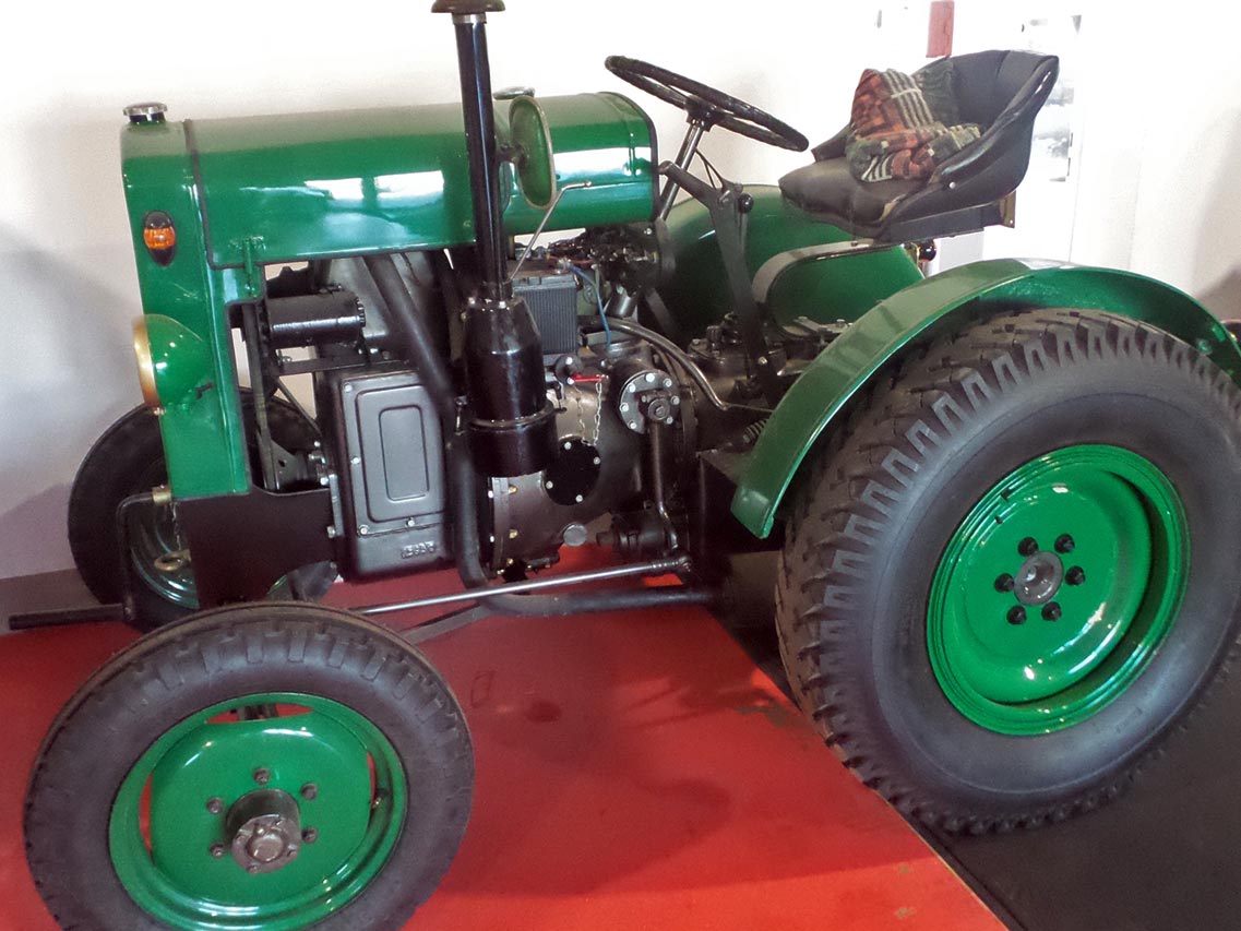 Oldtimertraktor Restauration in 7423 Grafenschachen