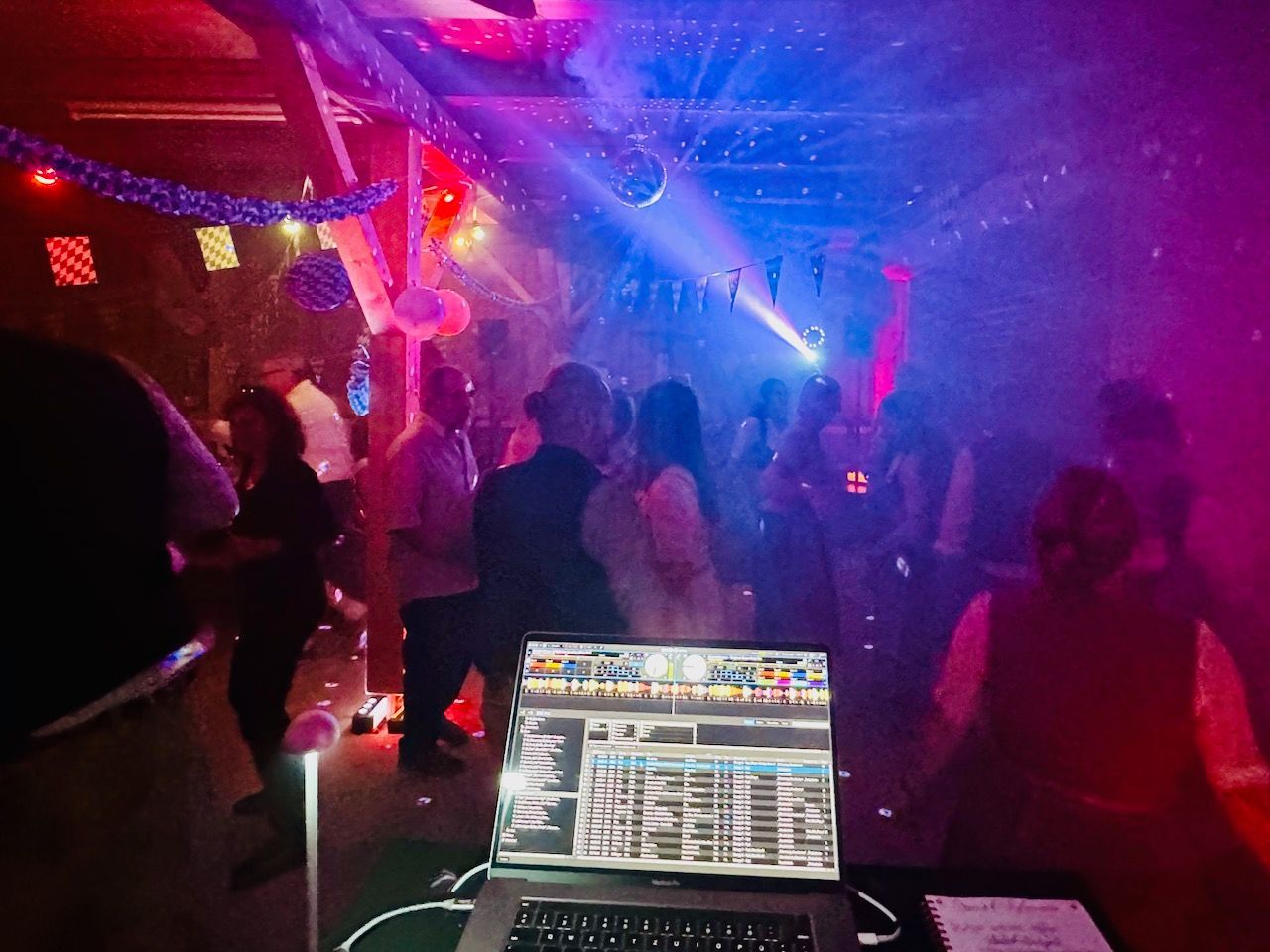 Best Time DJs Muenchen_Hütte