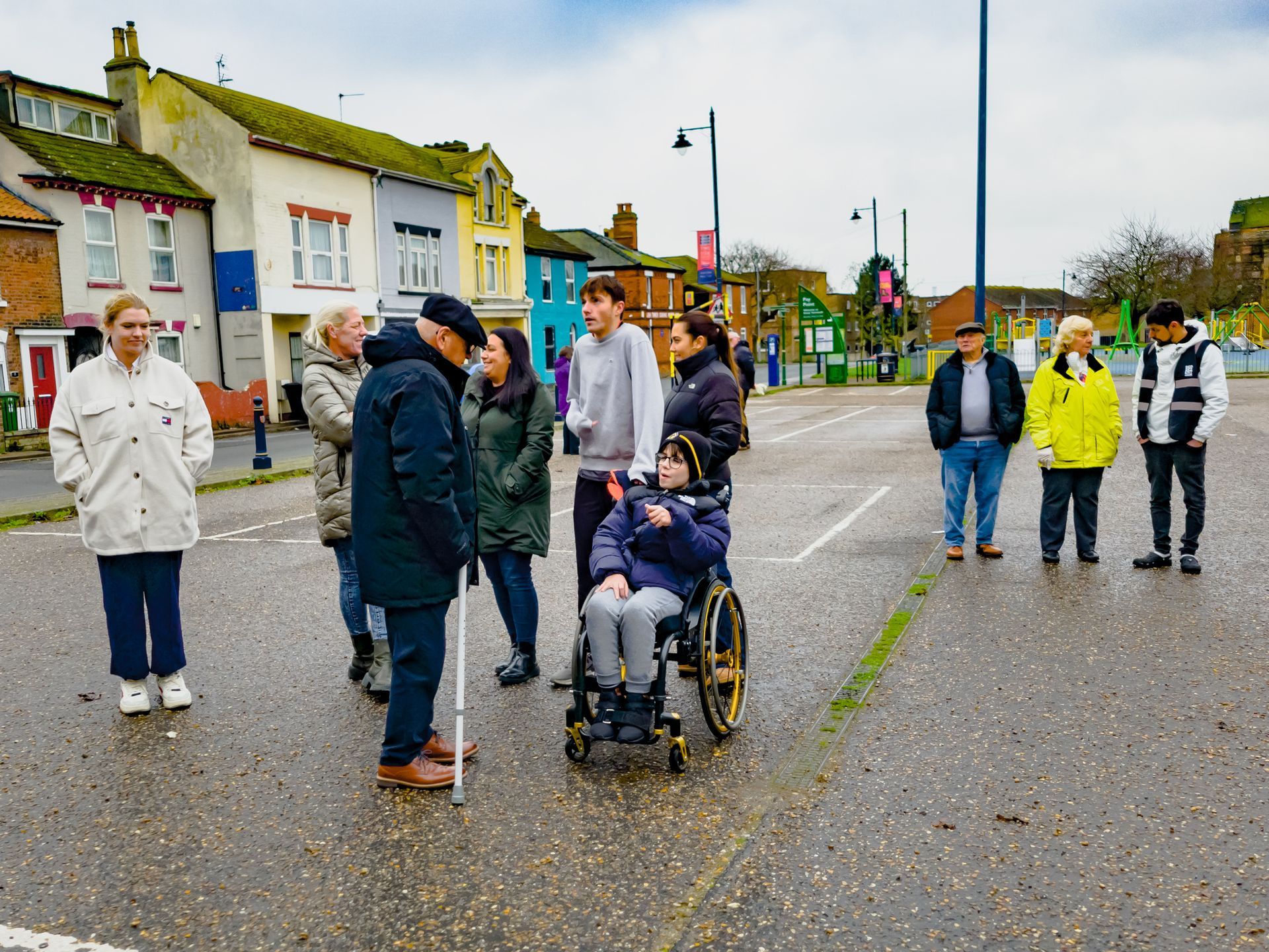Ernie Childs Artist
Ernie Childs Sculptor
Great Yarmouth
Ernie Childs Mural
Great Yarmouth Potteries