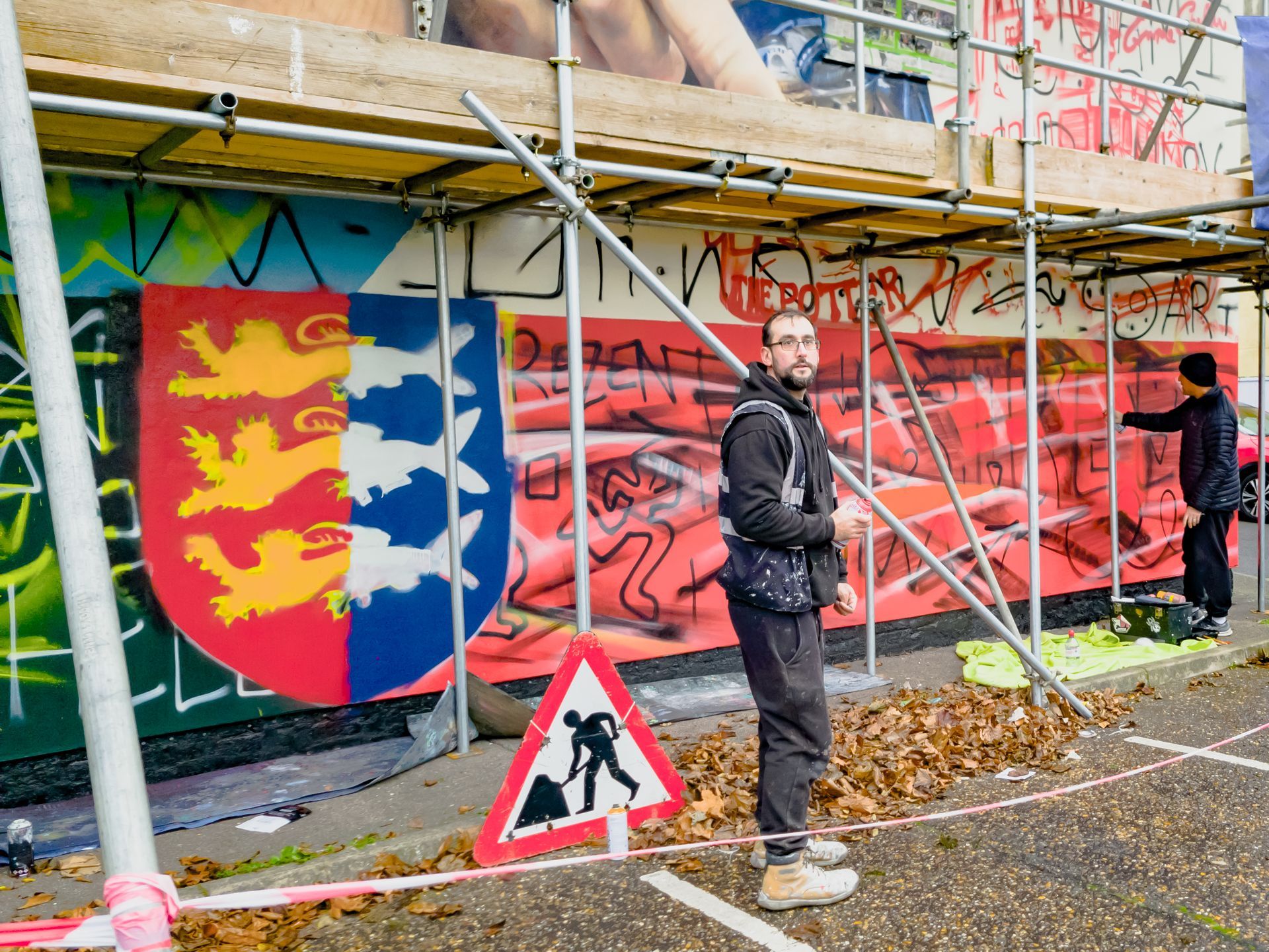 Ernie Childs Artist
Ernie Childs Sculptor
Great Yarmouth
Ernie Childs Mural
Great Yarmouth Potteries