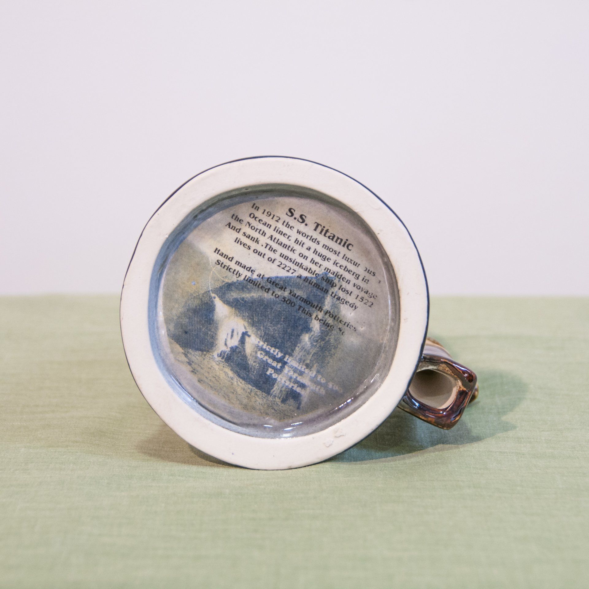 Ernie Childs Books
My Thoughts On Canvas
My Thoughts On Canvas 2
Great Yarmouth
Ernie Childs Artist
Ernie Childs Sculptor