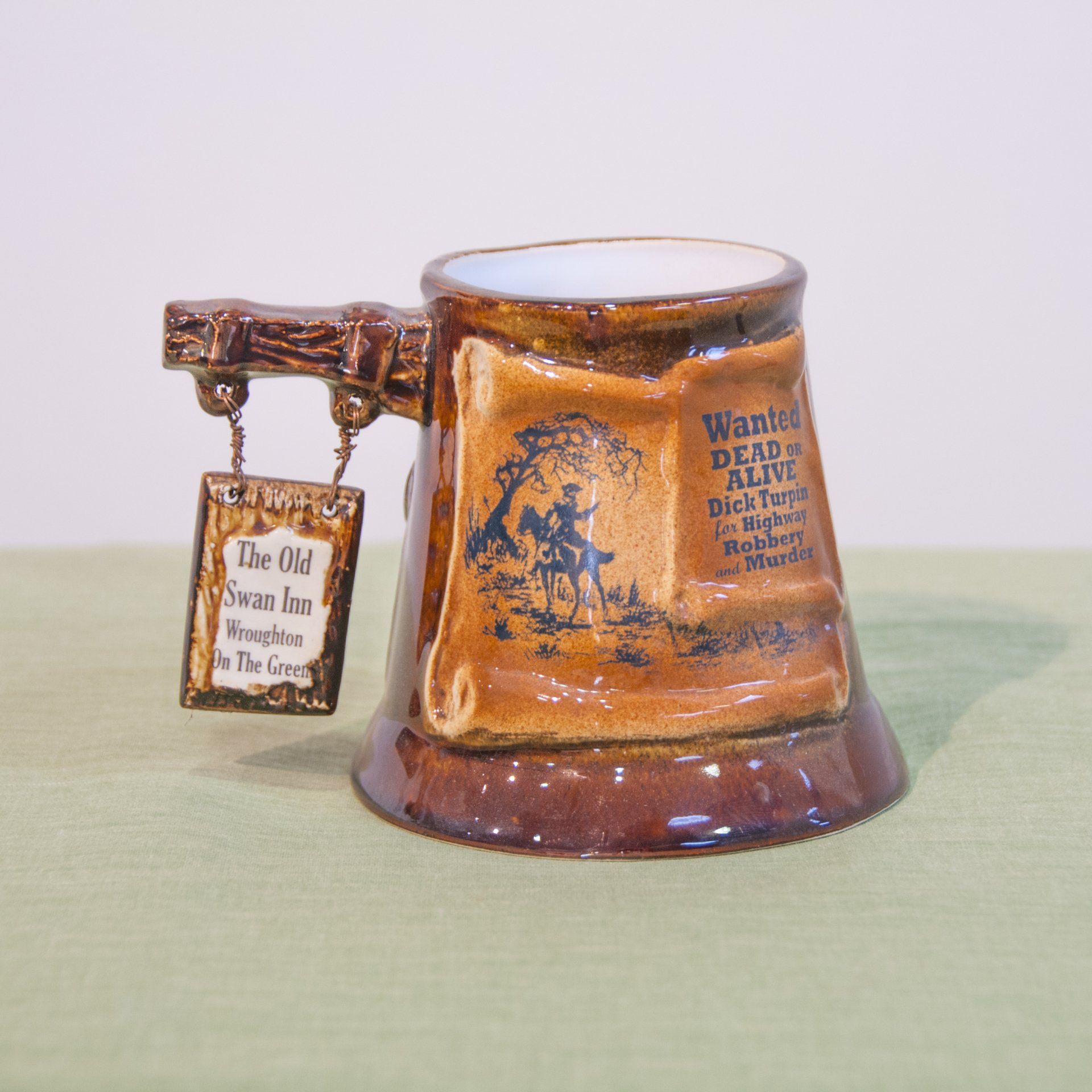 Ernie Childs Books
My Thoughts On Canvas
My Thoughts On Canvas 2
Great Yarmouth
Ernie Childs Artist
Ernie Childs Sculptor