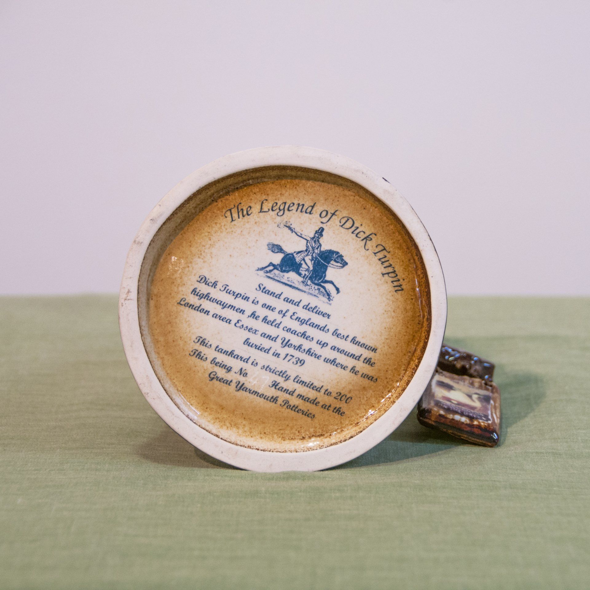 Ernie Childs Books
My Thoughts On Canvas
My Thoughts On Canvas 2
Great Yarmouth
Ernie Childs Artist
Ernie Childs Sculptor