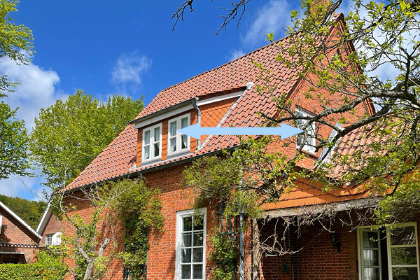 Haus Matthäus Wyk auf Föhr. FeWo 2 im Obergeschoss (1. Stock). Alle Fenster von 2. Schlafzimmmer.