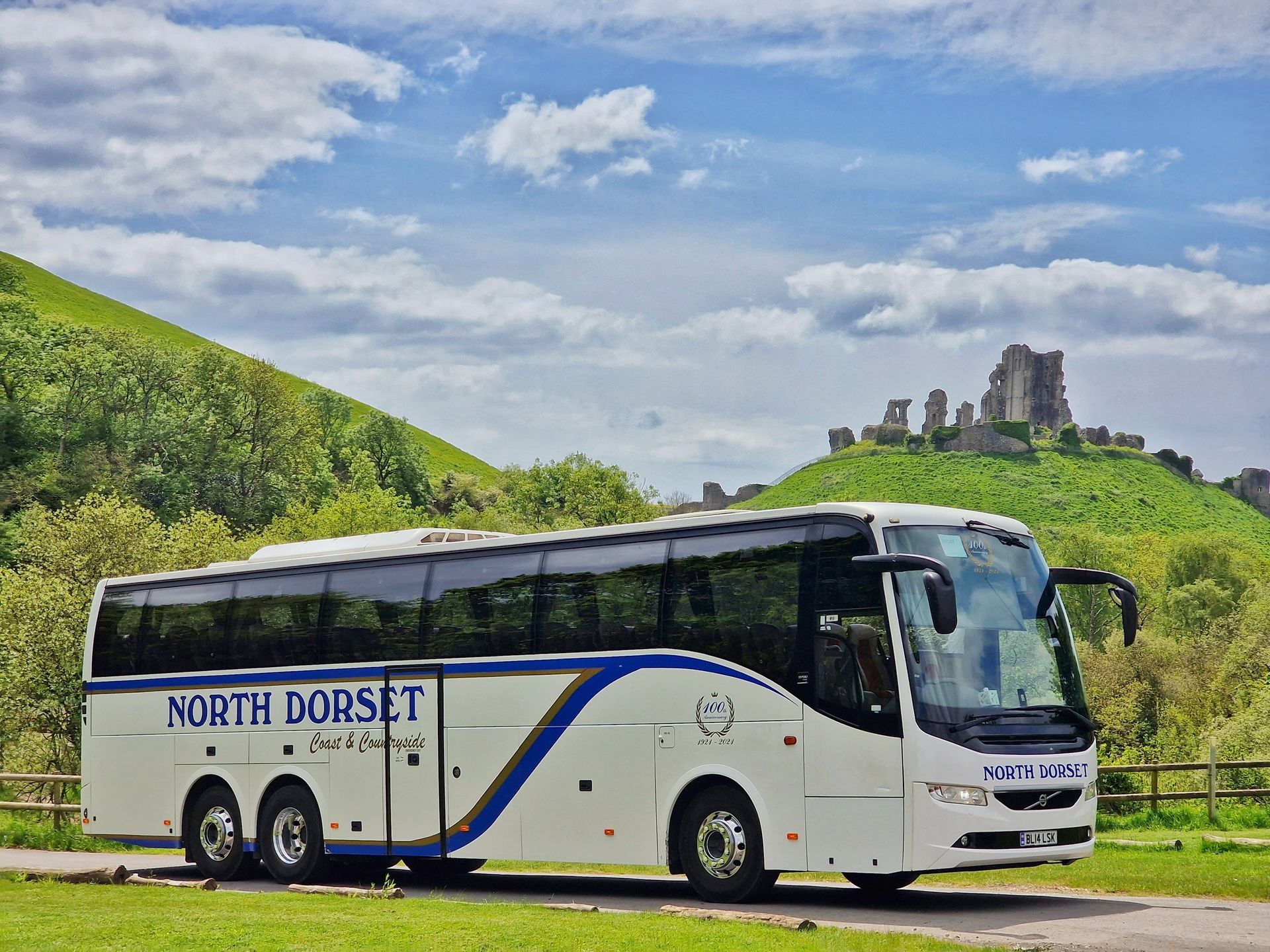 Coach by Corfe Castle
