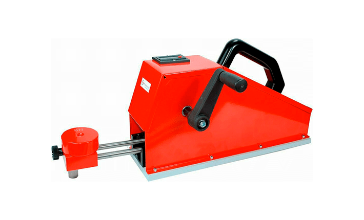 Measure Rubbing fastness, abrasion resistance.
Crockmeter for determining the color fastness of coated, uncoated and printed plastics as well as the rub fastness of painted samples.