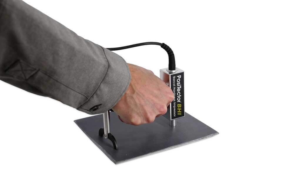 PosiTector BHI misst faserverstärkten Kunststoff PosiTector BHI Barcol-Härteprüfgerät - Messung von faserverstärktem Kunststoff