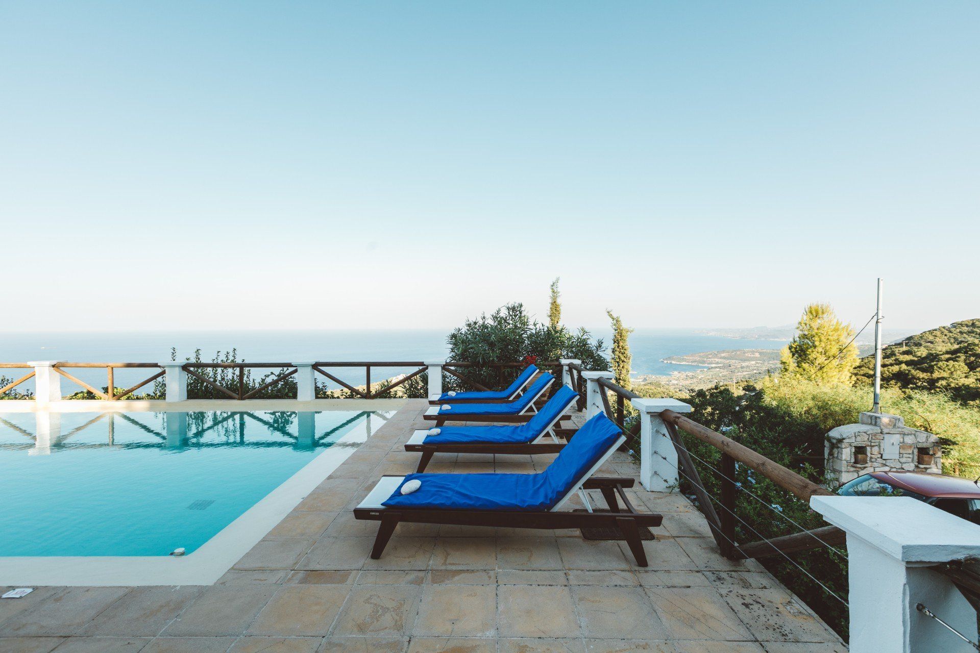 Loungers