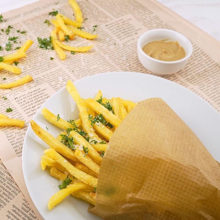 Onlinebestellung Abholung Mo. - Fr. von 17.00 bis 21.00 Uhr, Sa. und So. 16.30 bis 21.30 Uhr.
Nur Abholung. Keine Lieferung möglich. Tel. 04934 - 1485