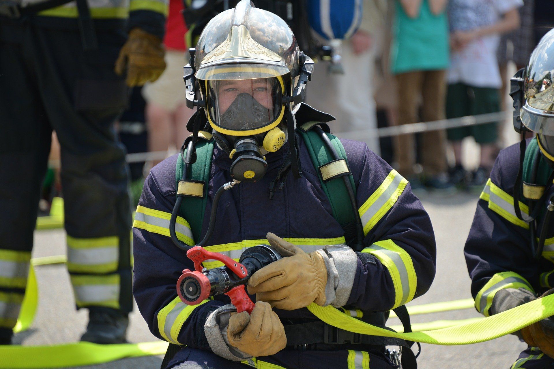 Feuerwehr Ausbildung Feuerwehr Testtraining, Onlinekurs Feuerwehr, Feuerwehr Eignungstest, Bewerbung Feuerwehr, Ausbildung Feuerwehr, Sporttest Feuerwehr, Einstellungsvoraussetzungen Feuerwehr, Alter, Gewicht, Mindestgröße