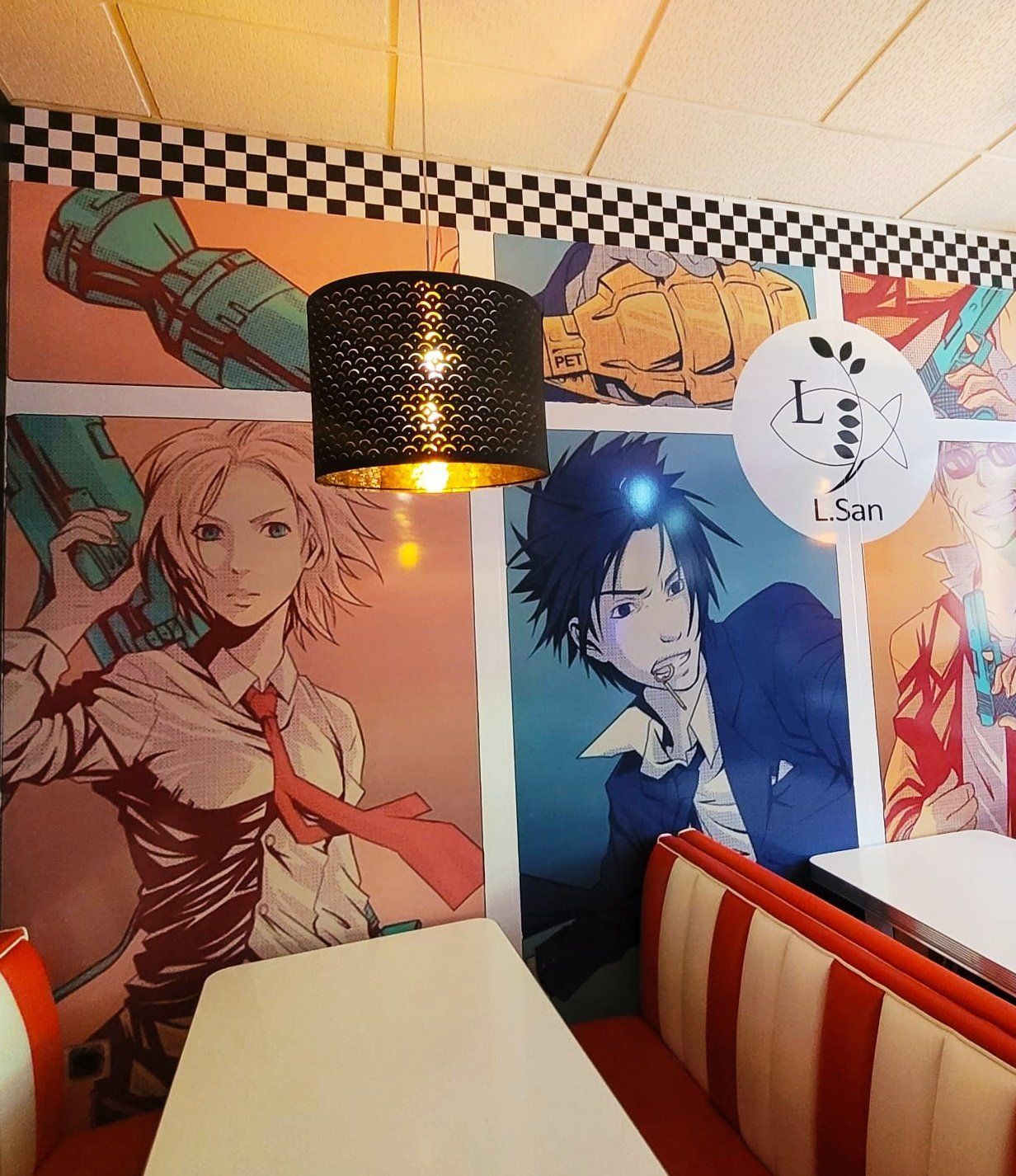 El pedido a domicilio es un servicio que damos de manera gratuita a todos los clientes que lo hagan su pedido por nuestra página web o llamándonos.