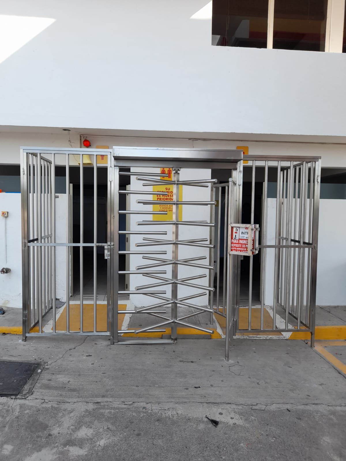 torniquete para baños publicos