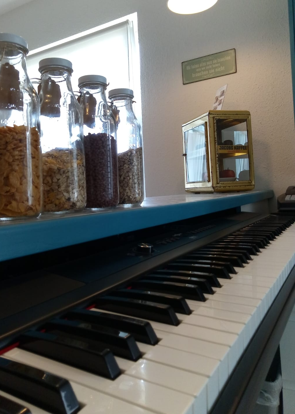 Villa Regina Klavier