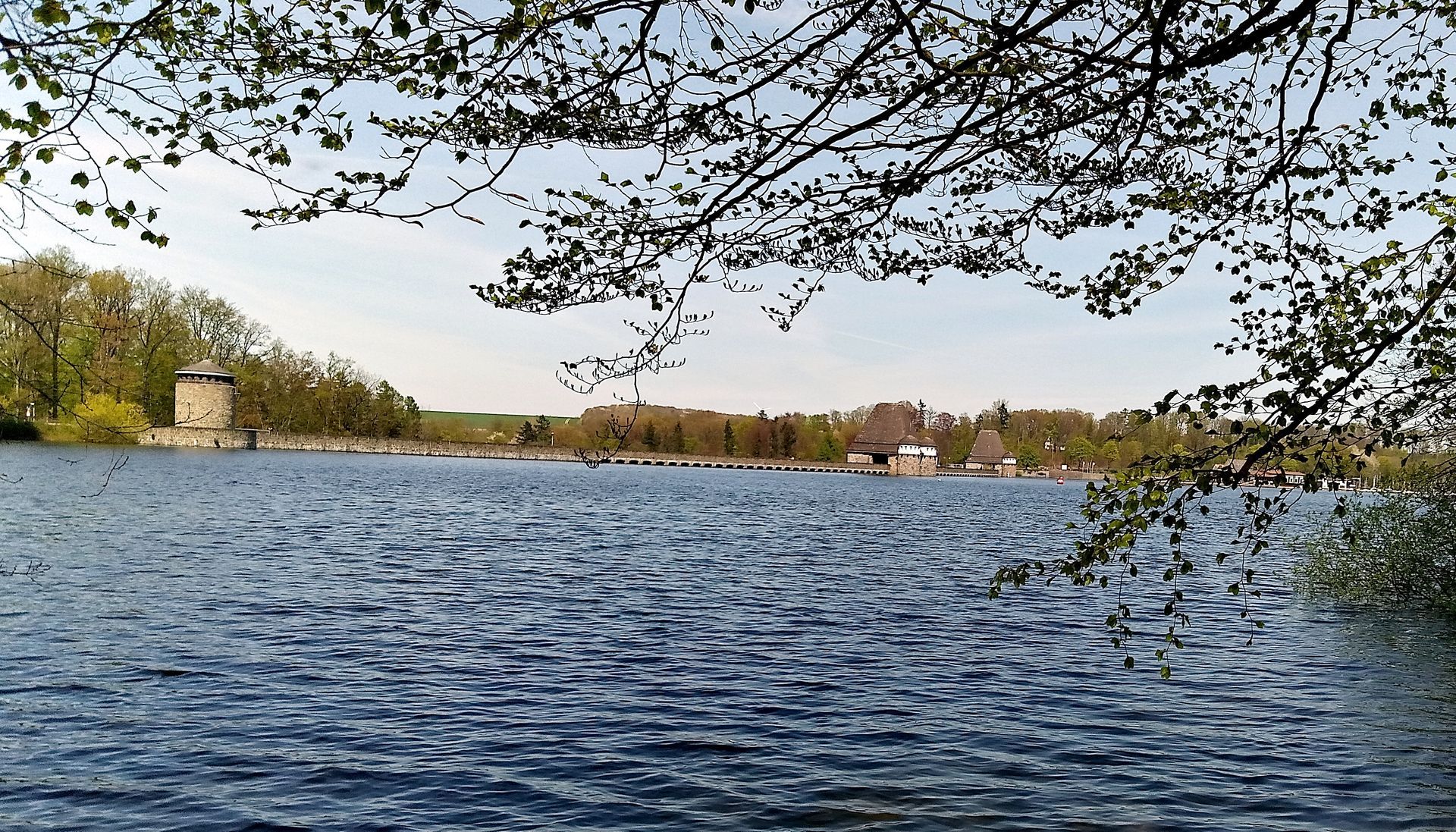 Hoher Wasserstand Möhnesee