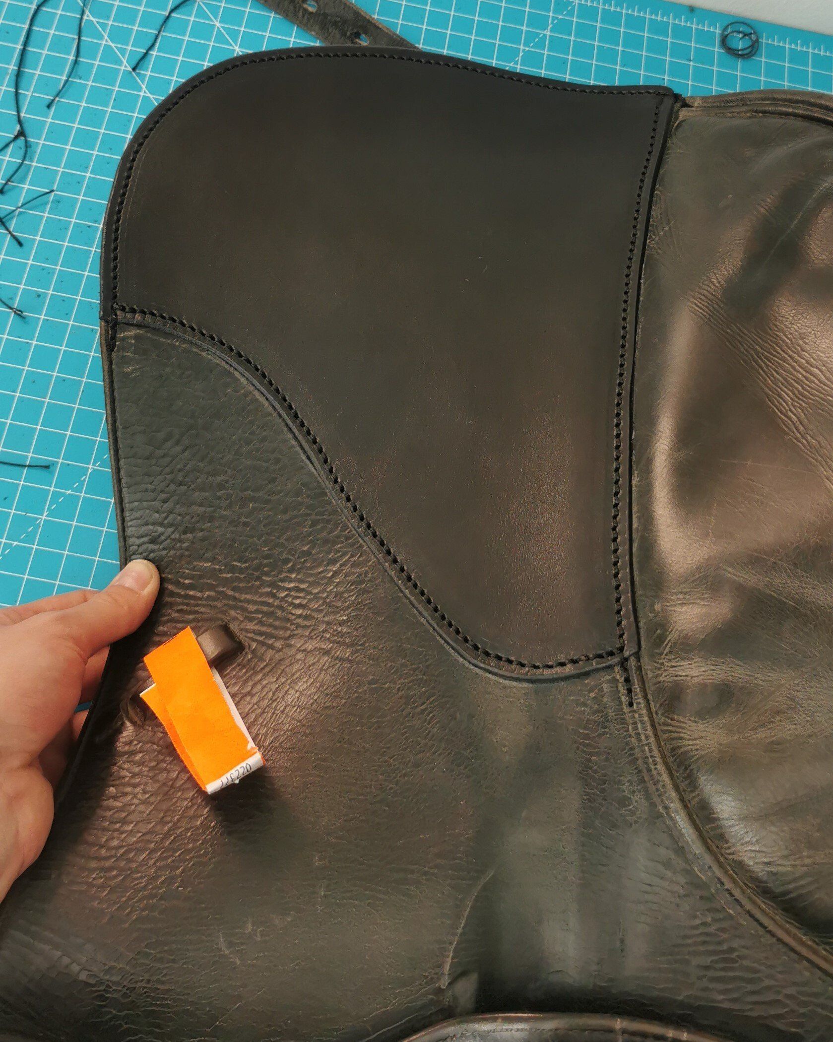 repariertes Sattelblatt