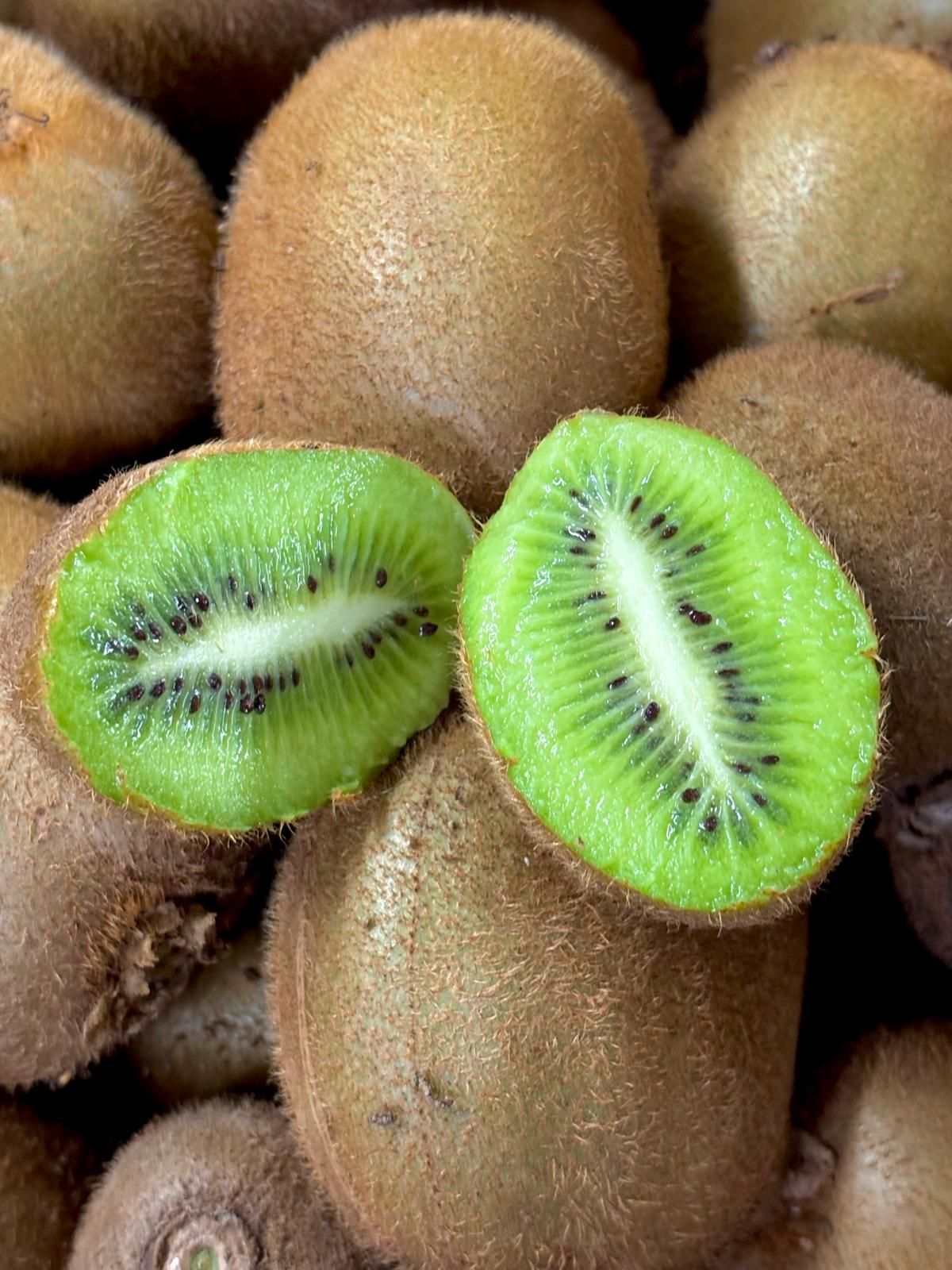 kiwis locaux verger de foncoussieres