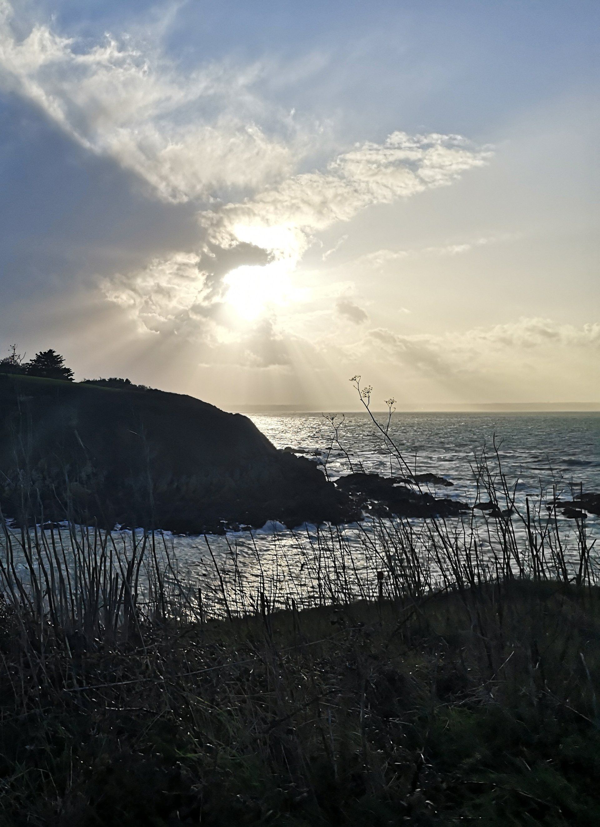 Coucher de soleil, bord de mer en Bretagne, photo Ann Ponchèle